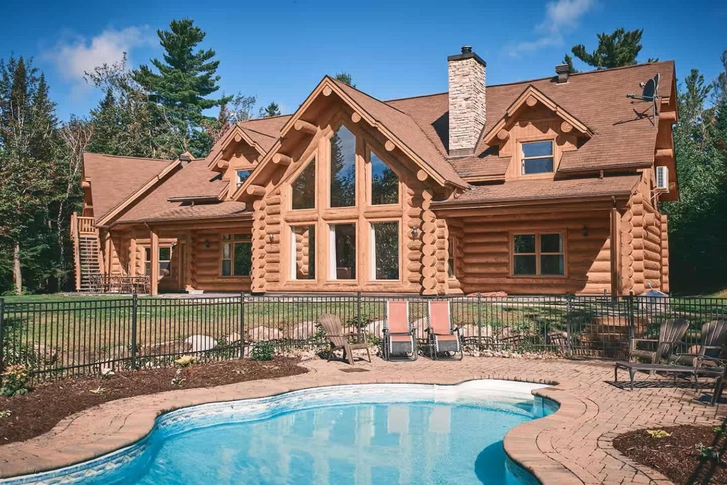 Executive Plus 44 - Majestic Log Chalet With Hot Tub Sauna Heated Pool And Close To Activities Mille-Isles Екстер'єр фото